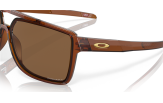 Päikeseprillid OAKLEY Castel Rootbeer Prizm Bronze