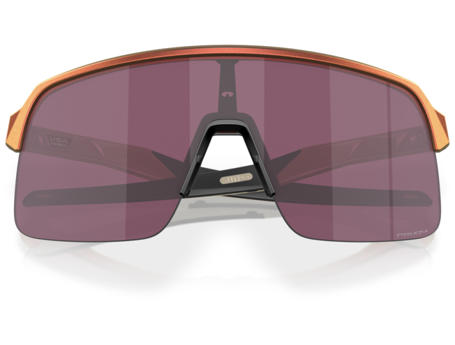 Päikeseprillid OAKLEY Sutro Lite Matte Red Gold Colorshift Prizm Road Black