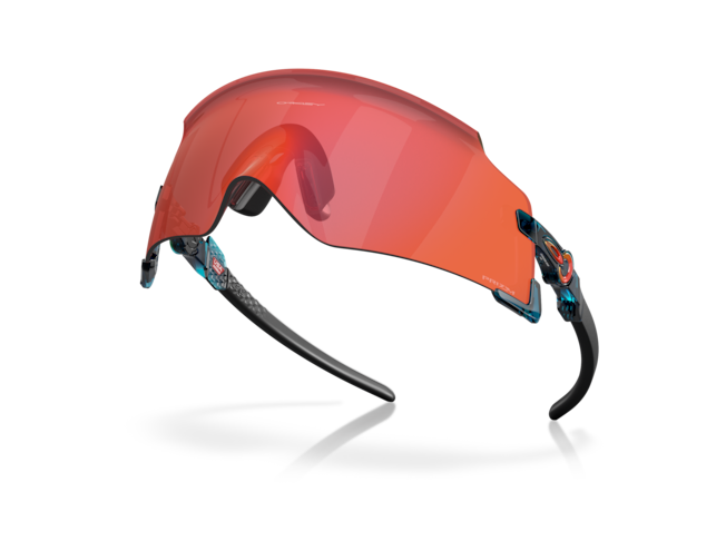 Päikeseprillid OAKLEY Kato Translucent Balsam Prizm Trail Torch