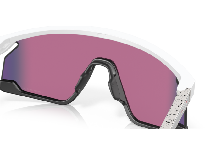 Päikeseprillid OAKLEY BXTR Matte White Prizm Road