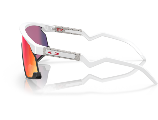 Päikeseprillid OAKLEY BXTR Matte White Prizm Road