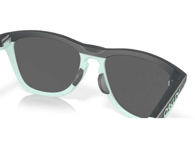 Päikeseprillid OAKLEY Frogskins Range Carbon/Blue Milkshake Prizm Black