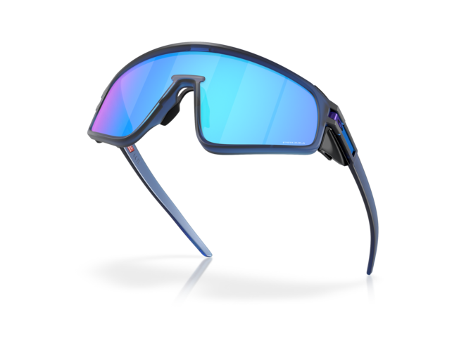 Päikeseprillid OAKLEY Latch Panel Matte Transparent Navy Prizm Sapphire