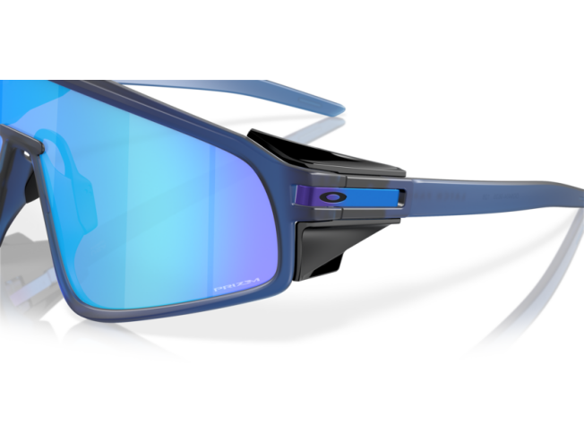 Päikeseprillid OAKLEY Latch Panel Matte Transparent Navy Prizm Sapphire