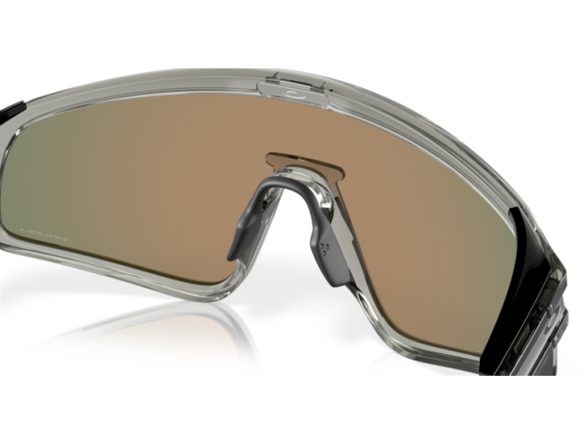 Päikeseprillid OAKLEY Latch Panel Grey Ink Prizm Ruby