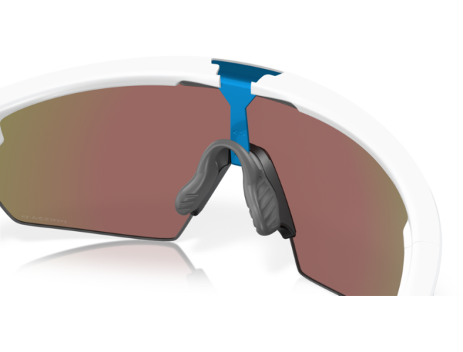 Päikeseprillid OAKLEY Sphaera Matte White Prizm Sapphire Polarized