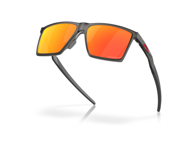 Päikeseprillid OAKLEY Futurity Sun Grey Smoke Prizm Ruby Polarized