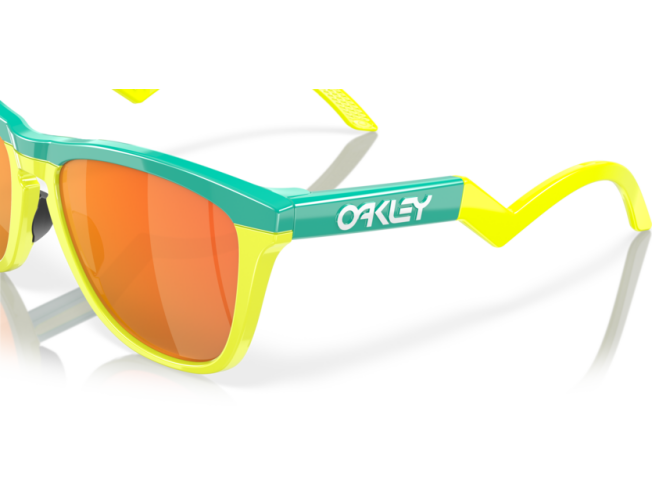 Päikeseprillid OAKLEY Frogskins Hybrid Celeste/Tennis Ball Yellow Prizm Ruby