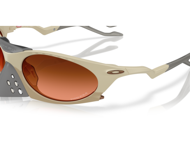 Päikeseprillid OAKLEY Plantaris Matte Sand Prizm Brown Gradient