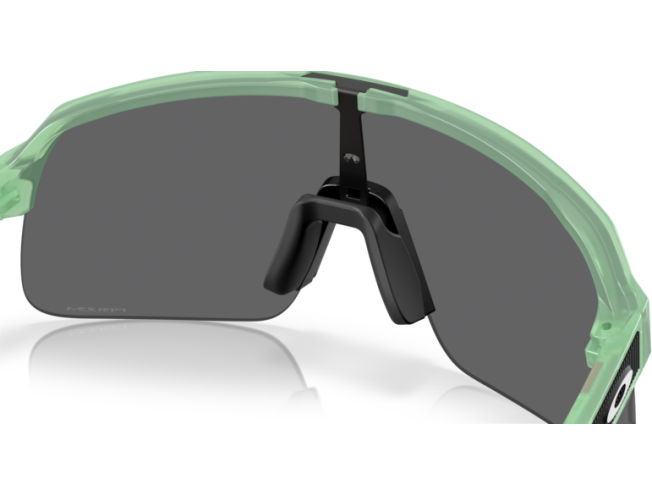 Päikeseprillid OAKLEY Sutro Lite S Matt Transparent Jade Prizm Black