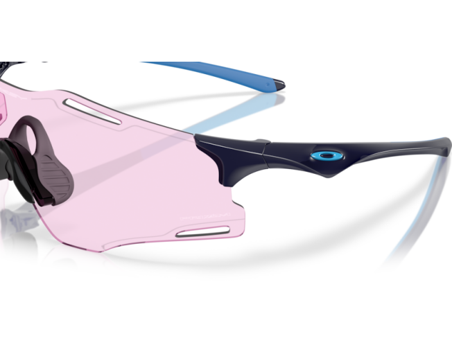 Päikeseprillid OAKLEY Cybr Zero Polished Navy Prizm Low Light