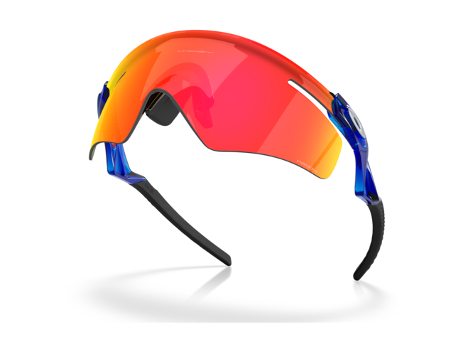 Päikeseprillid OAKLEY QTMN Kato Crystal Blue Prizm Ruby
